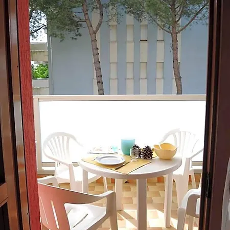 Flat 100mt From The With Sunny Balcony Отель 3*