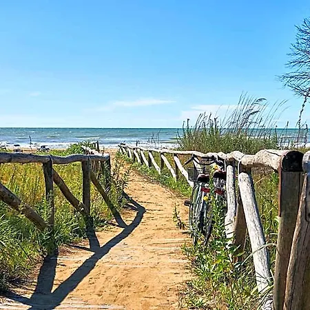 Flat 100mt From The With Sunny Balcony Bibione